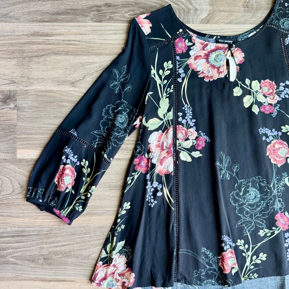 NWT Blu Pepper Black Floral Boho Peasant Blouse Women’s Size S - Picture 3 of 13